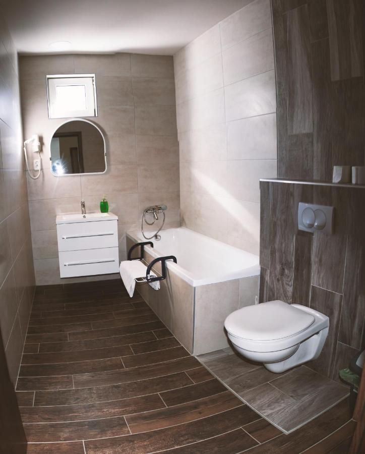 Thermal Panzio Sarvar Ngoại thất bức ảnh